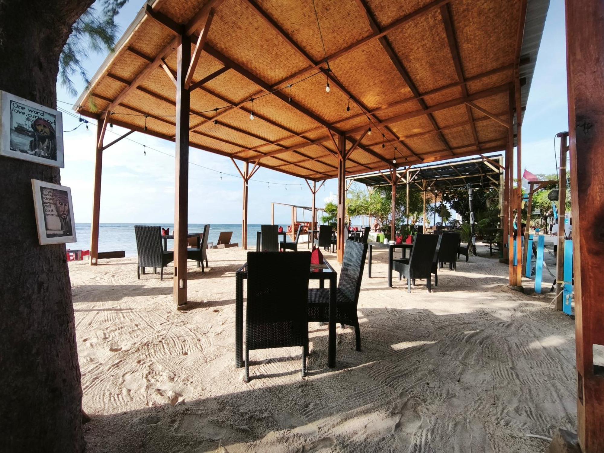 Matahari Bungalow 3 Gili Air Exteriör bild